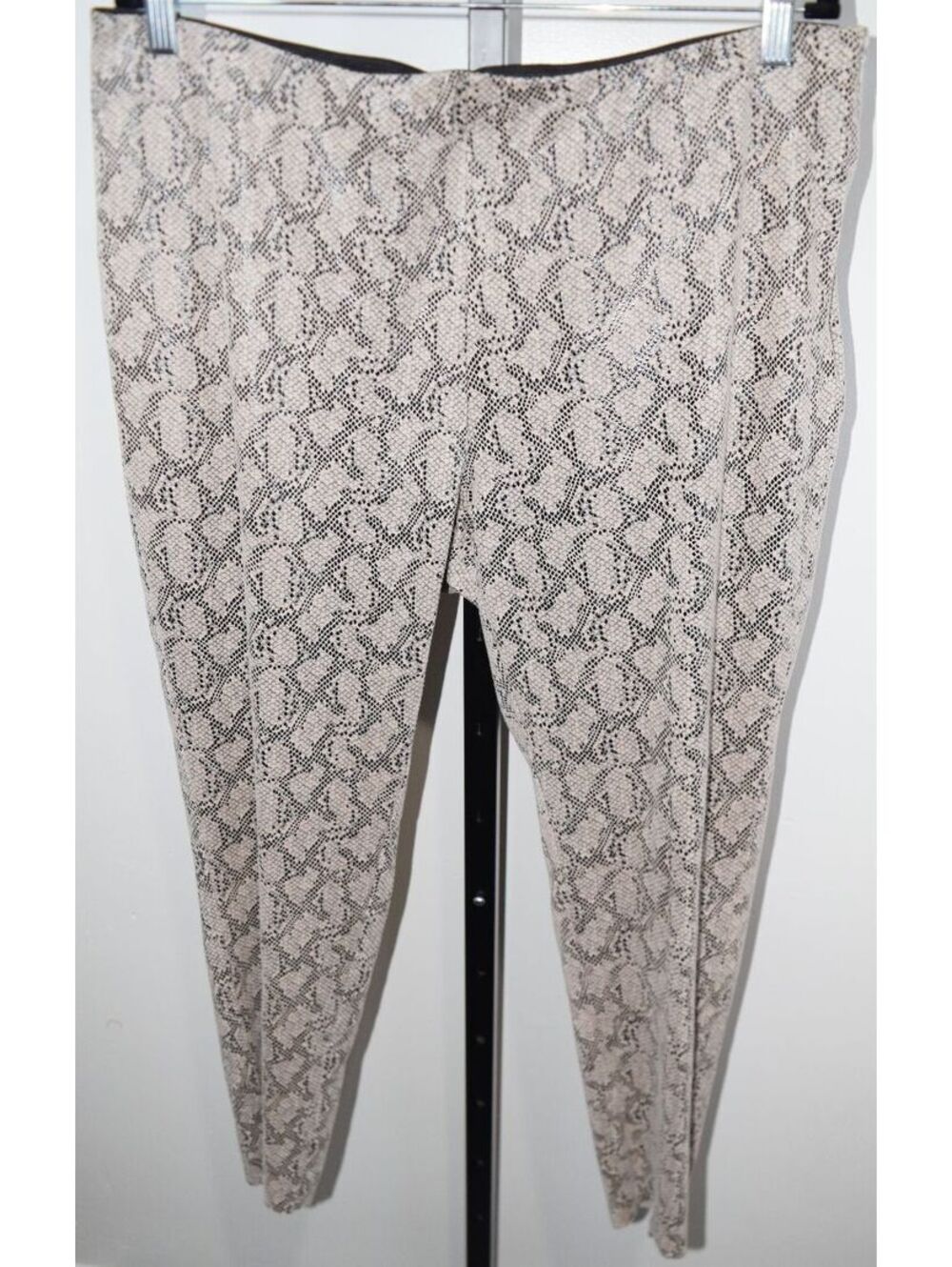 Maze Collection Womens Snakeskin Print Faux Suede Leggings Plus Size 2X